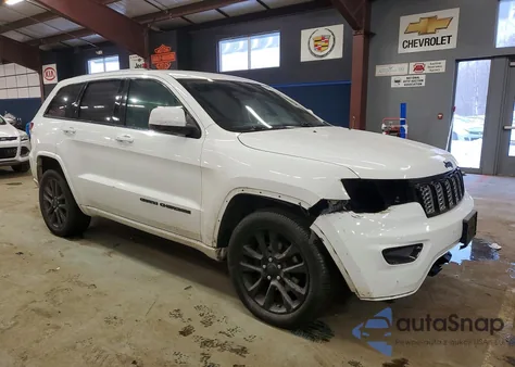 2018 Jeep Grand Cherokee Laredo z USA, uszkodzony, nr VIN 1C4RJFAG8JC305491